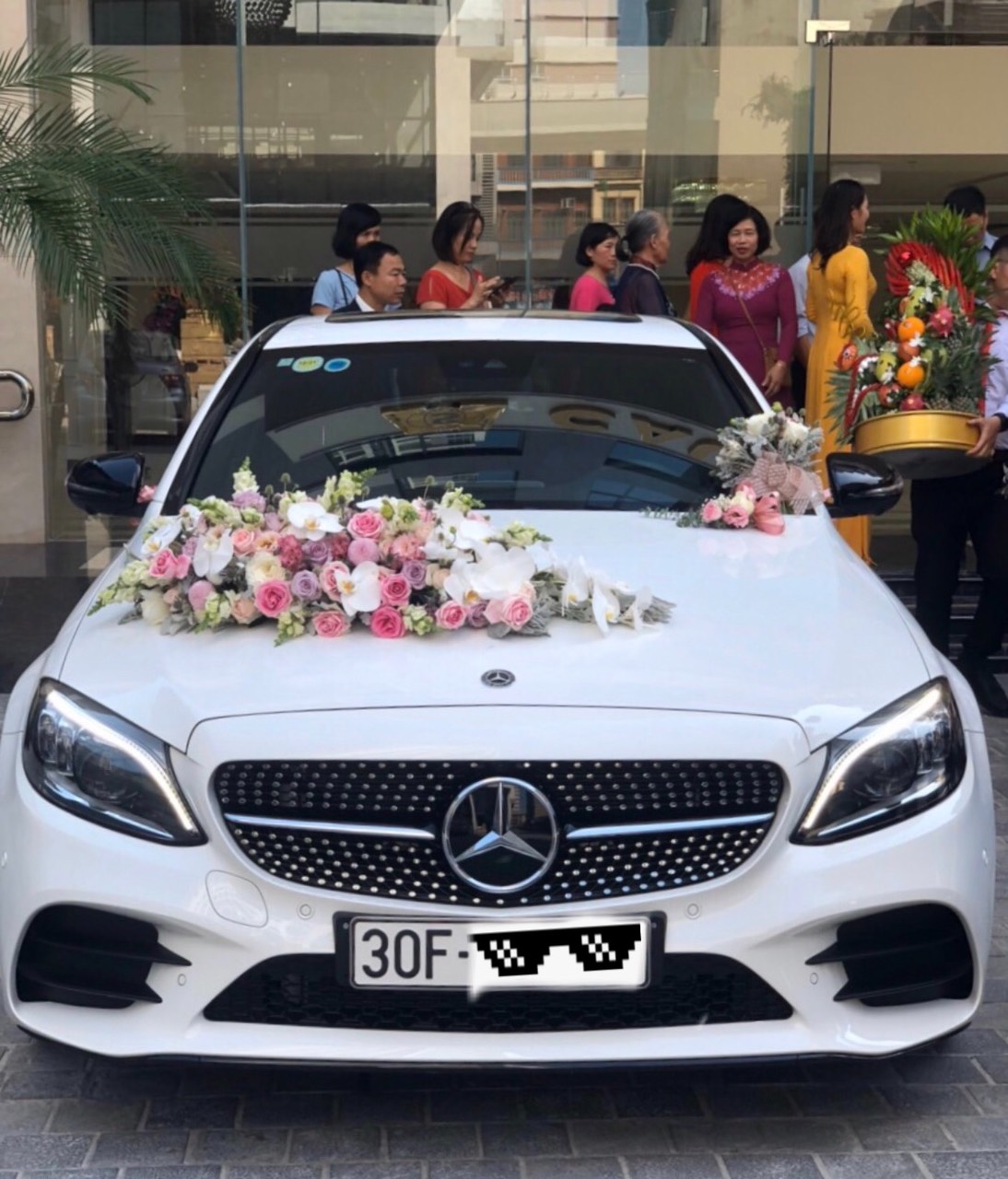 Xe Cũ MercedesBenz C200 2018 TrắngĐen  Mercedes Hà Nội